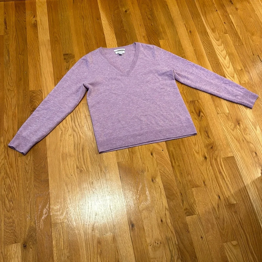 Sweater - Picture 1 of 7